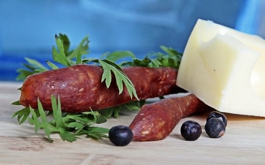 Antibakteri Glycerol Monolaurate Antimicrobial Emulsifier Memperpanjang Umur Simpan Untuk Hot Dog