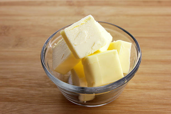 1338-43-8 Sorbitan Fatty Acid Ester Rentang E491 Food Grade Emulsfier Light Yellow Wax