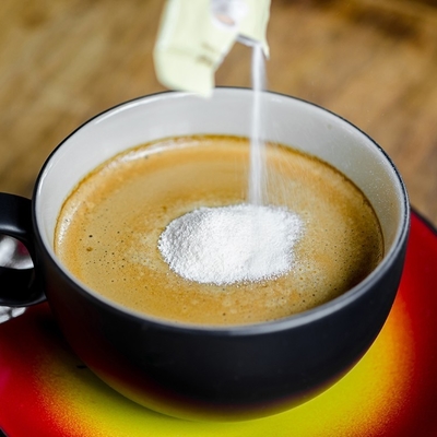 E475 Bakery Emulsifiers Poligliserol Ester Dari Asam Lemak Bubuk Kekuningan PGE